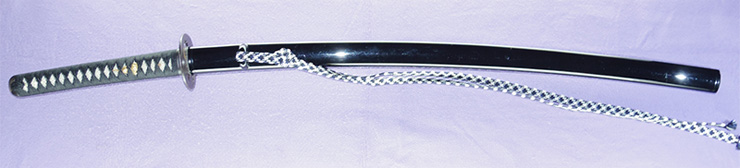 刀　濃州住兼延鍛之 (丹羽脩司) (岐阜県重要無形文化財）(美濃伝日本刀鍛錬技法保持者)　　昭和五十八年十月日鞘